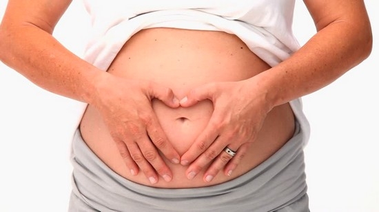 Боли в области пупка в правом боку при беременности