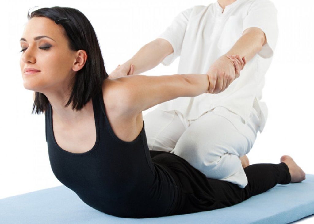 Лечение и гимнастика при кифозе грудного отдела позвоночника